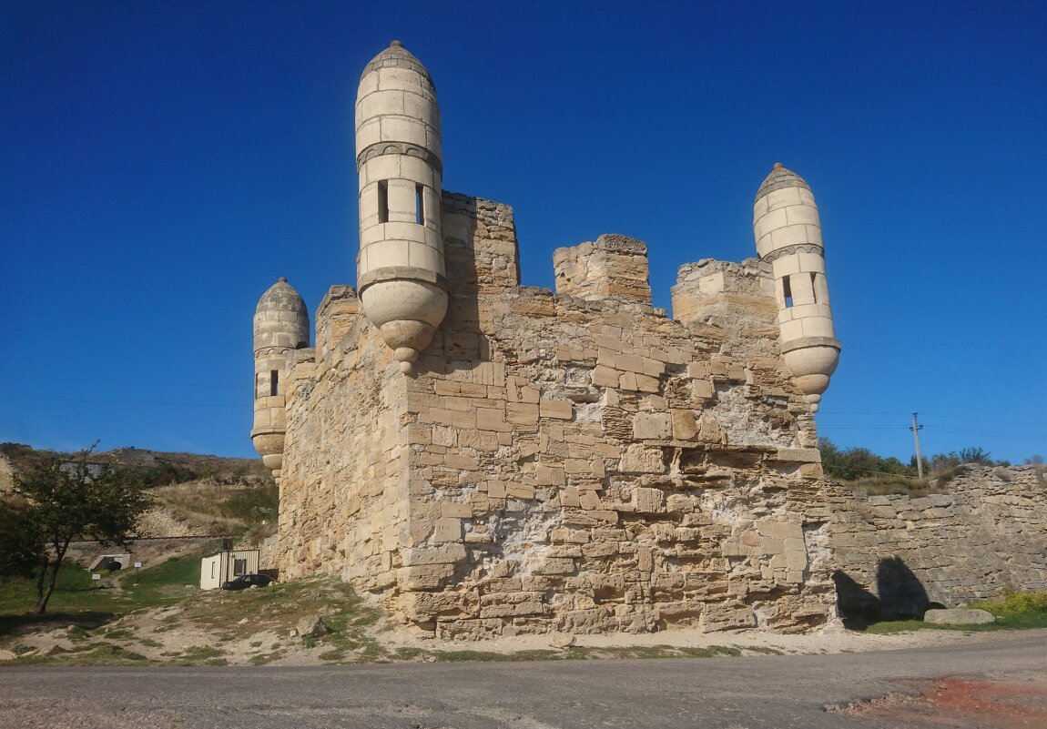 Бывшая турецкая крепость Ени-Кале - Виктор Мухин
