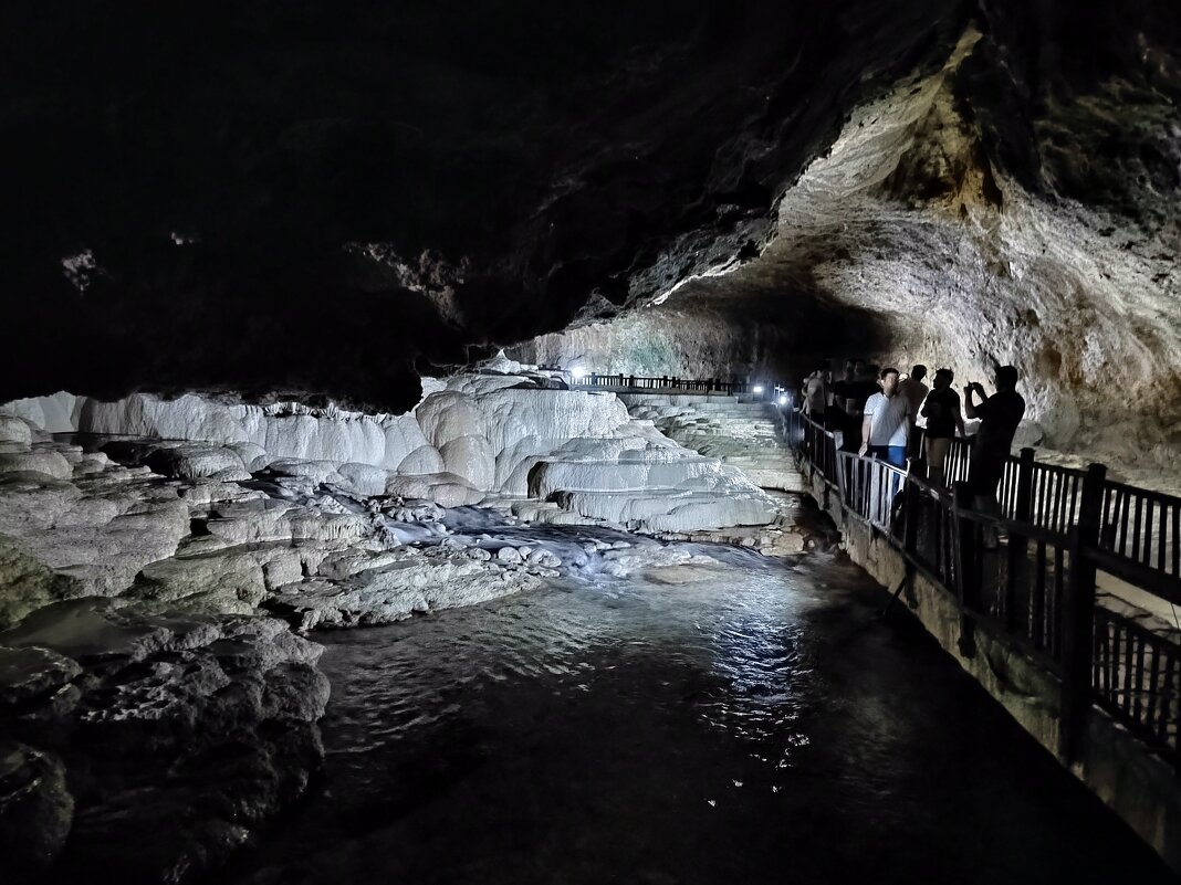 Пещера в Турции. Фотографировала Саша - Фотогруппа Весна