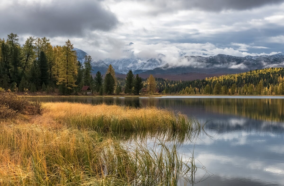 Осень на озере - Марина Фомина.