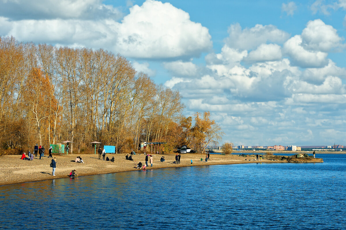 Городские зарисовки,  пляж "У моря Обского" - Дмитрий Конев