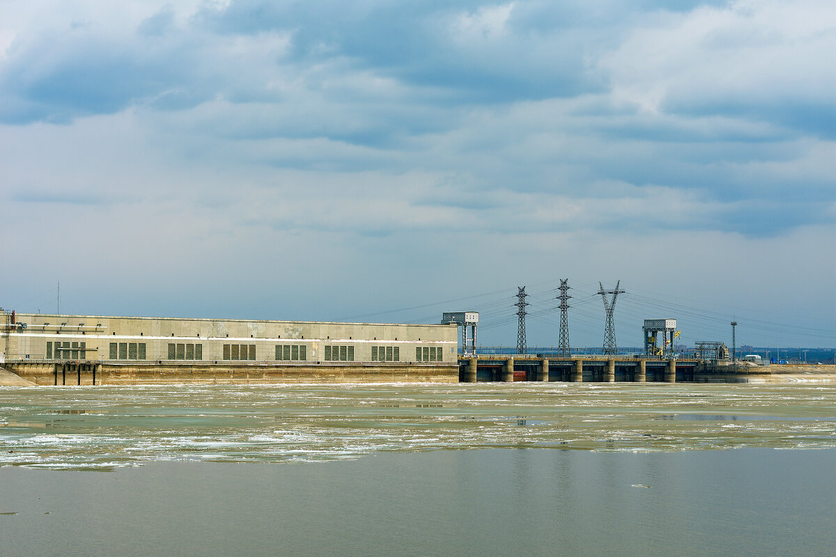 Новосибирская ГЭС - Дмитрий Конев