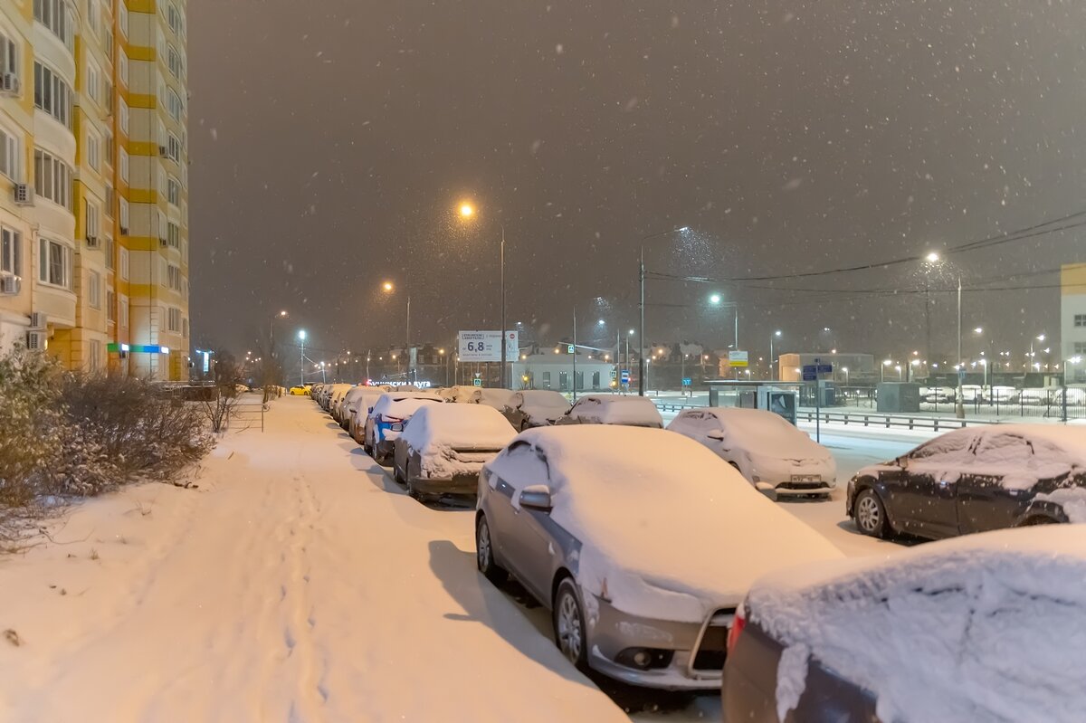Всю ночь идёт снег - Валерий Иванович