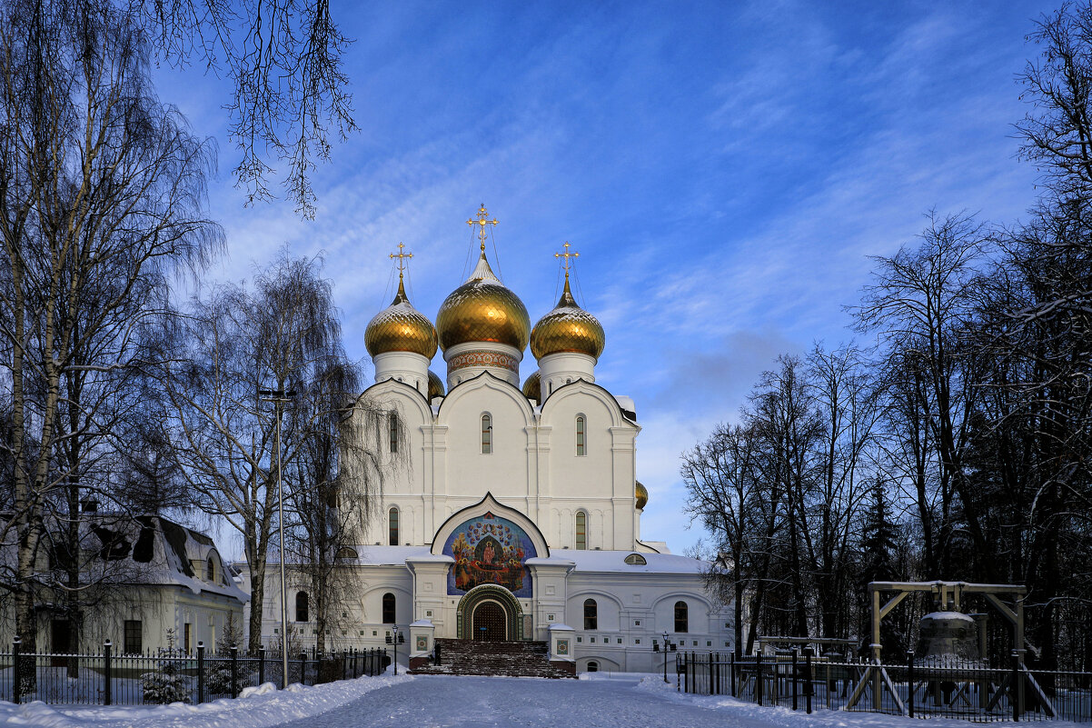 Кафедральный собор Успения Пресвятой Богородицы - Oleg S
