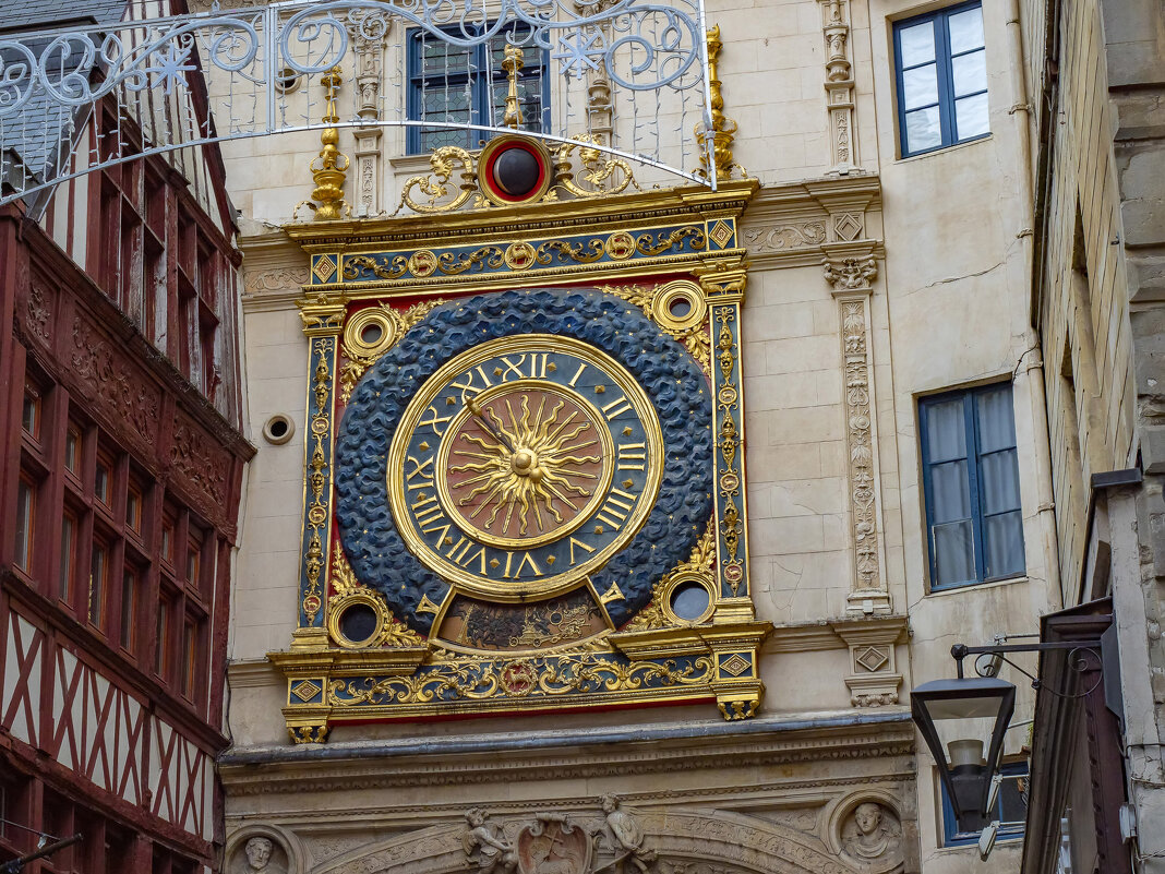 Руанские часы Gros-Horloge. Франция - leo yagonen