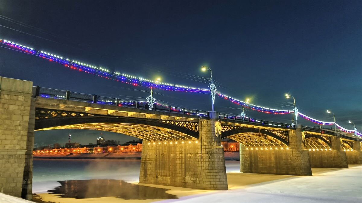празднично-новогодний Новый мост - helga 2015