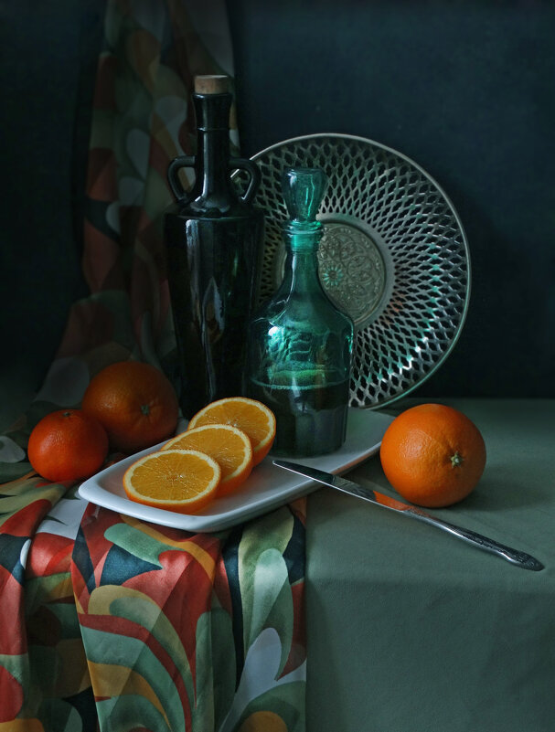 Натюрморт с шелковым платком и апельсинами - Елена Макарова