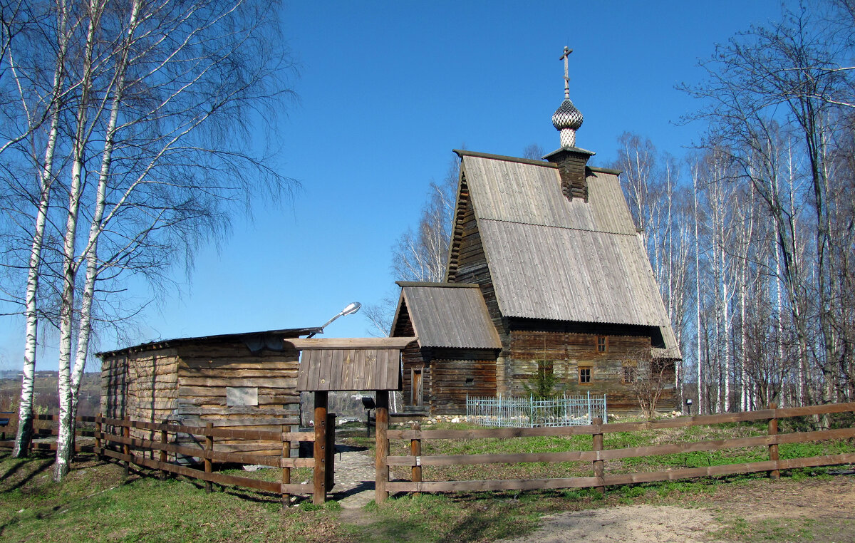 Воскресенская церковь (гора Левитана) в Плесе - Oleg S
