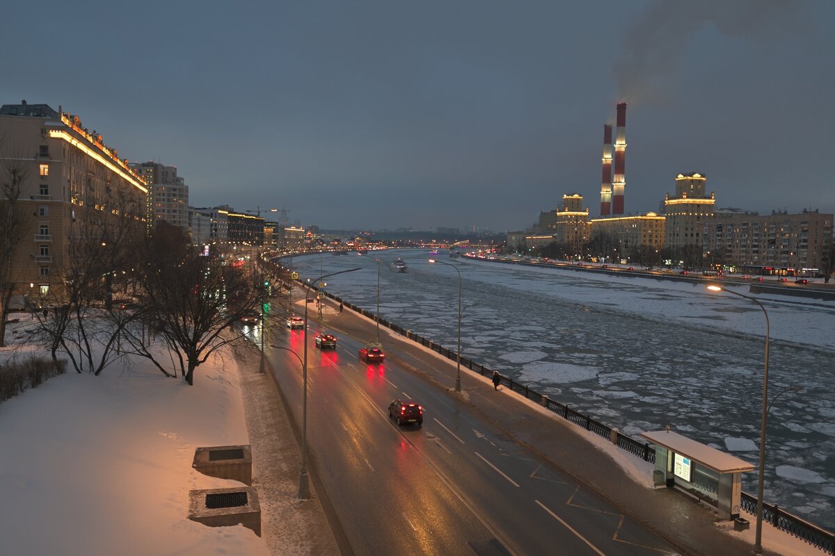 Вид на Москва-реку со стороны моста Богдана Хмельницкого - Yevgeniy Malakhov