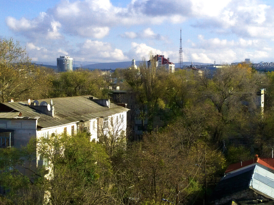 Симферополь,вид с многоэтажки на Дзюбанова - Валентин Семчишин