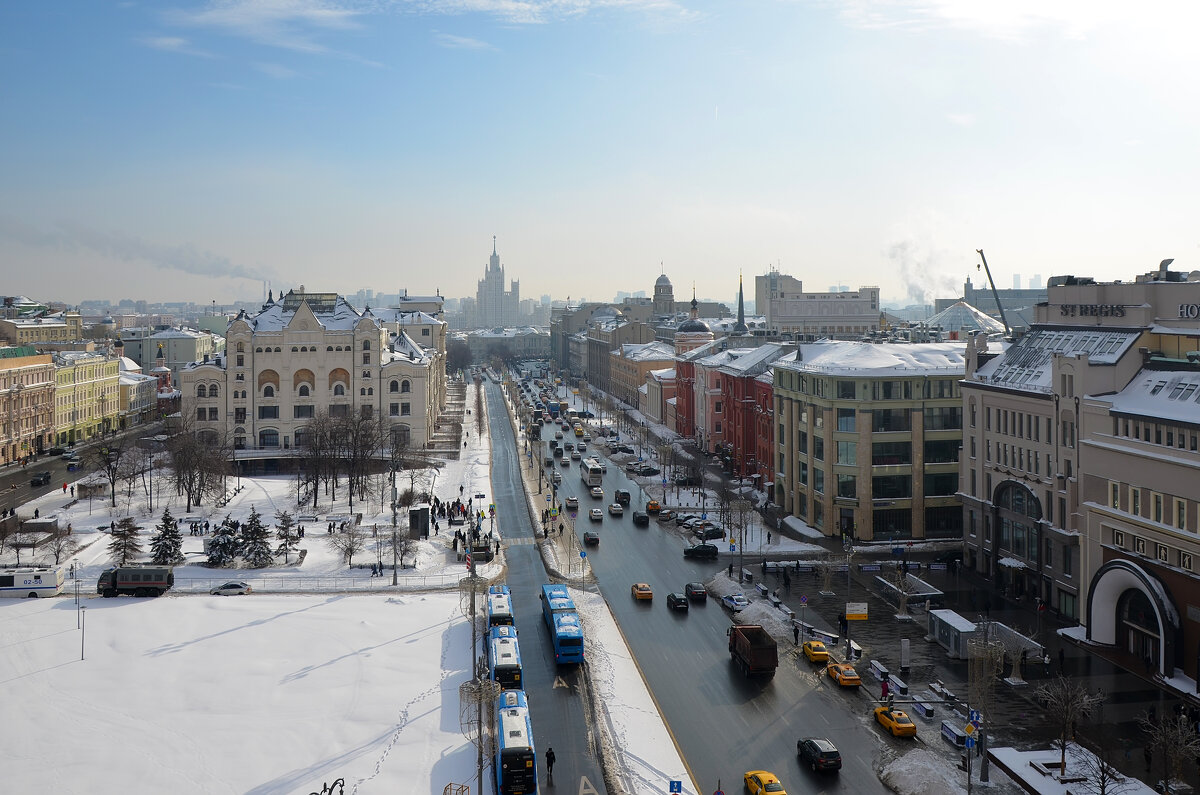 Москва. Лубянка. ( ул. Дзержинского). - Наташа *****