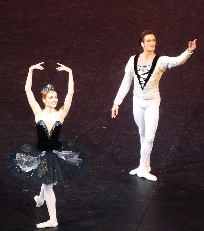 Фрагмент балета "Лебединое озеро" - Лидия Бусурина