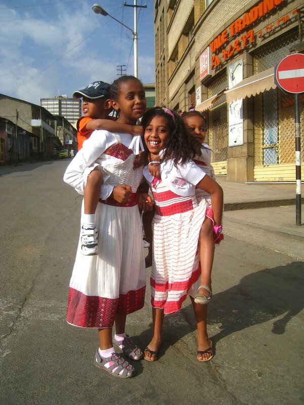 Эфиопские детишки, девчонки и мальчишки. - unix (Илья Утропов)