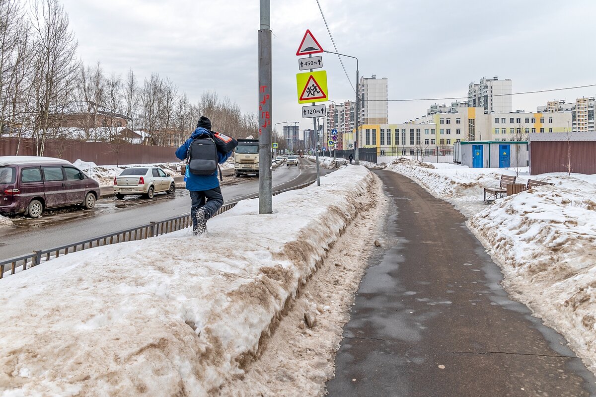 Суровые парни не ищут легких путей - Валерий Иванович