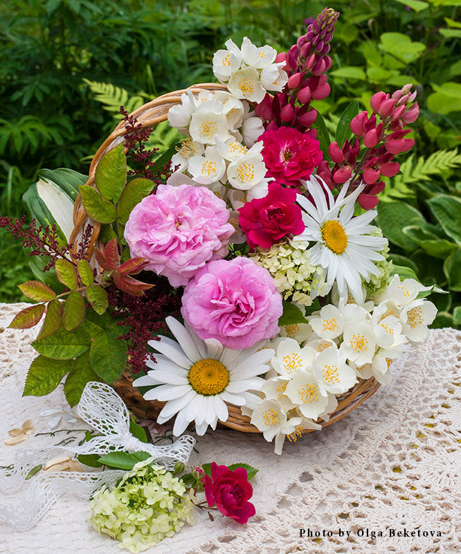 Букет с розами и жасмином - Ольга Бекетова