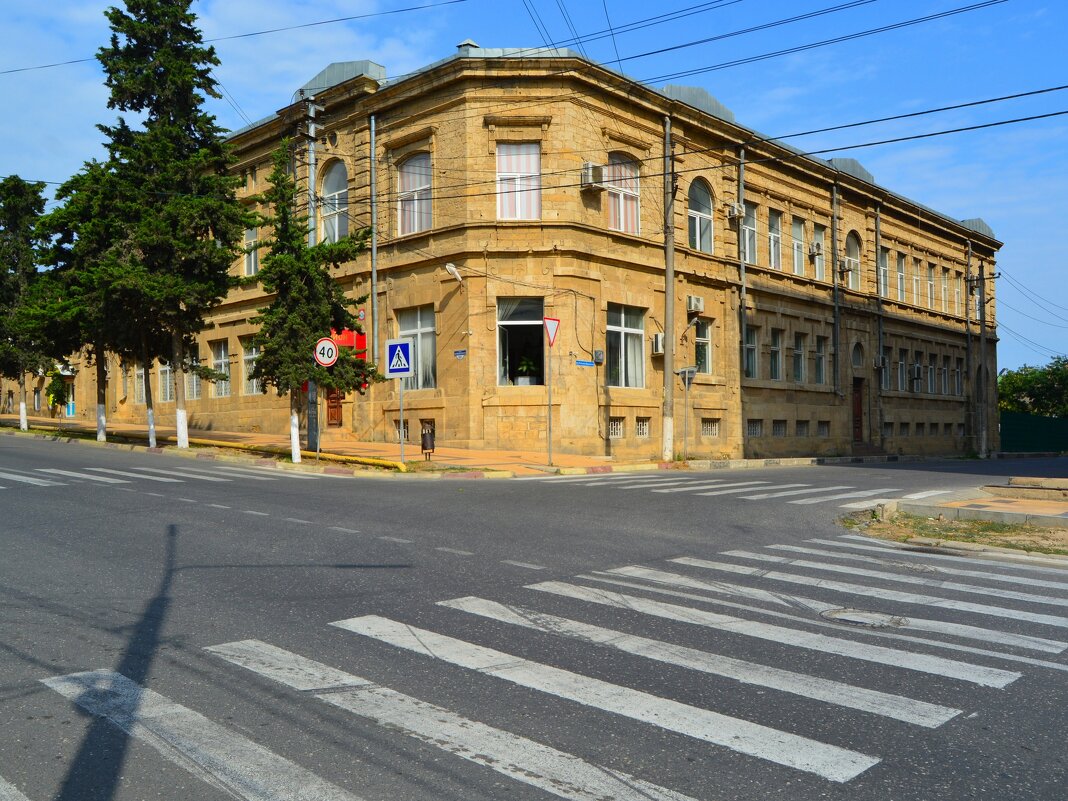 Дербент. Дом рыбопромышленника С. Васнецова. - Пётр Чернега