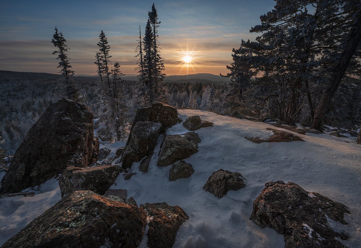 * - Александр Иванов