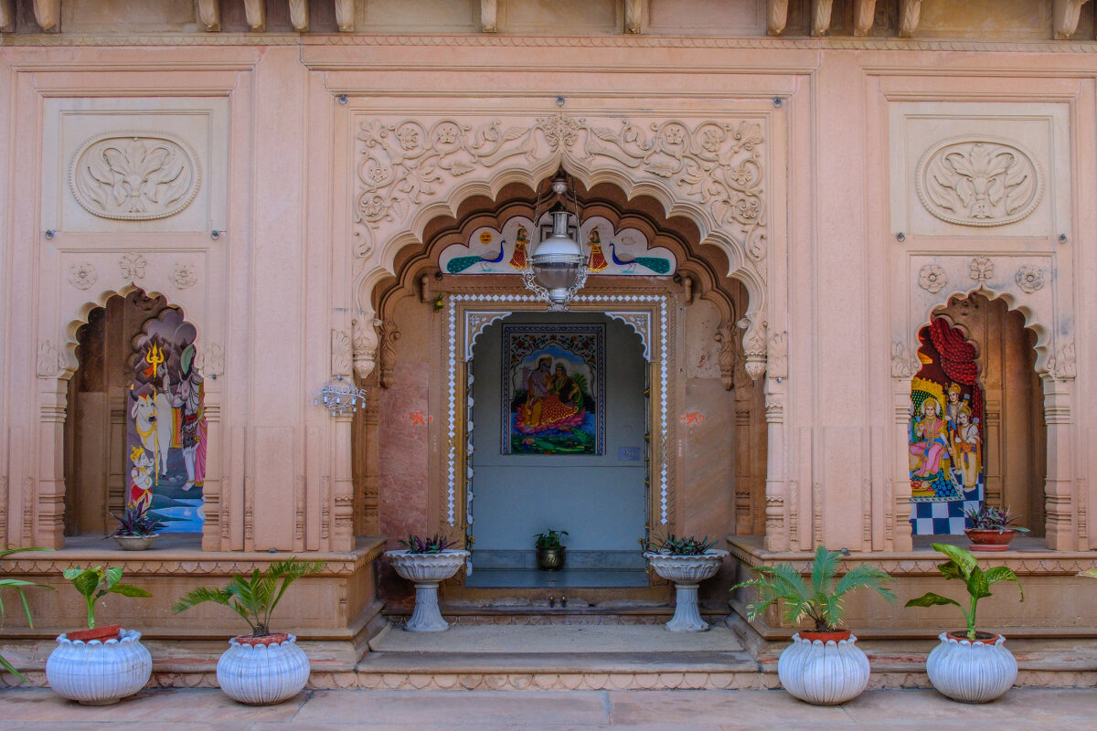внутренний вход к дворцу Махараджи Лакшми Вилас - Георгий А