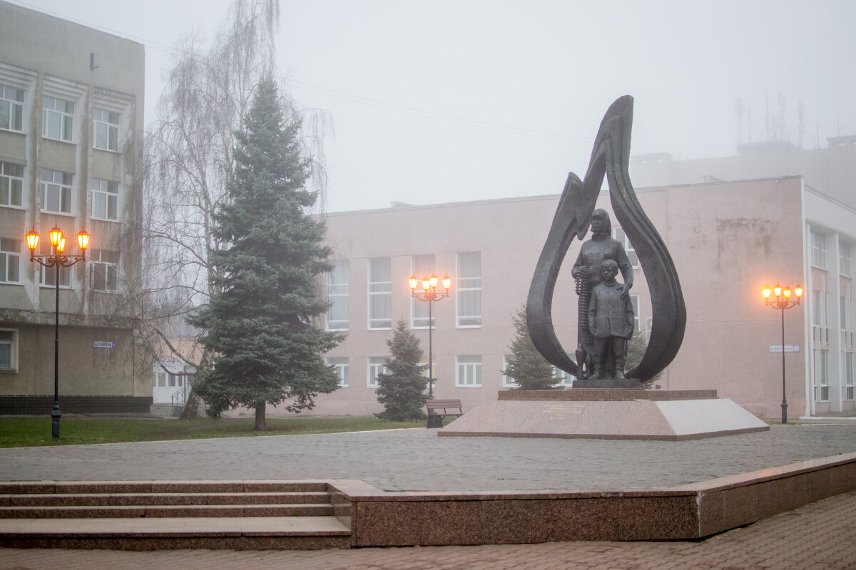 Кострома.Памятник труженикам тыла 1941-1945 - Артём Орлов
