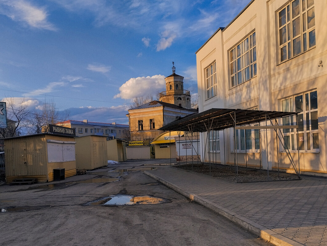 В уездном городе К - Дмитрий Костоусов