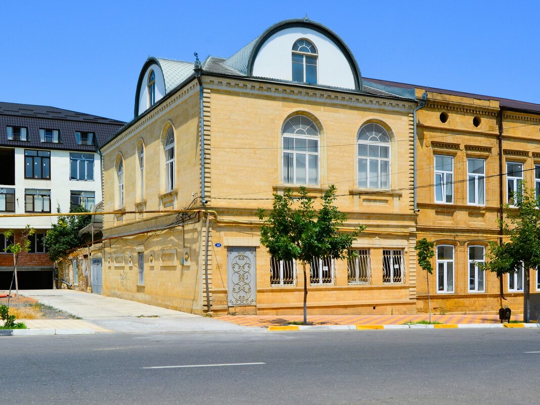 Дербент. Дом руководителя синагоги Яушвы Сабаева. - Пётр Чернега