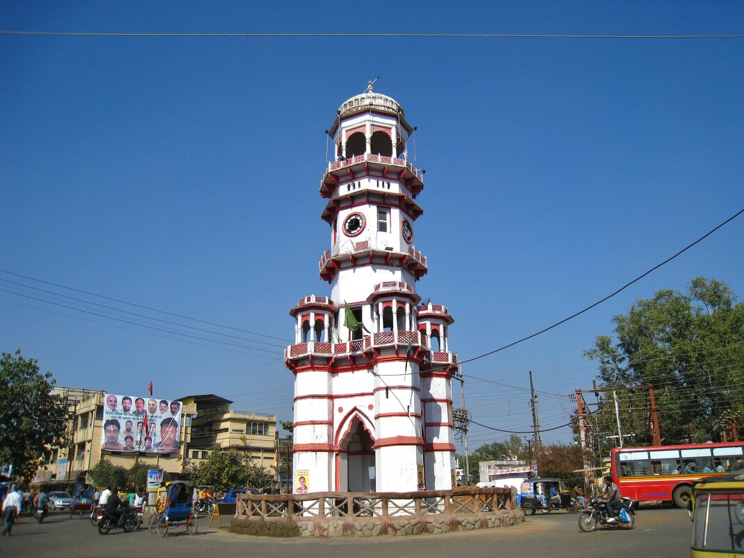Башня Ганта Гар, Джабалпур, Индия. - unix (Илья Утропов)