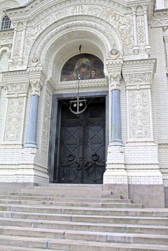 Двери Морского собора - Ольга 