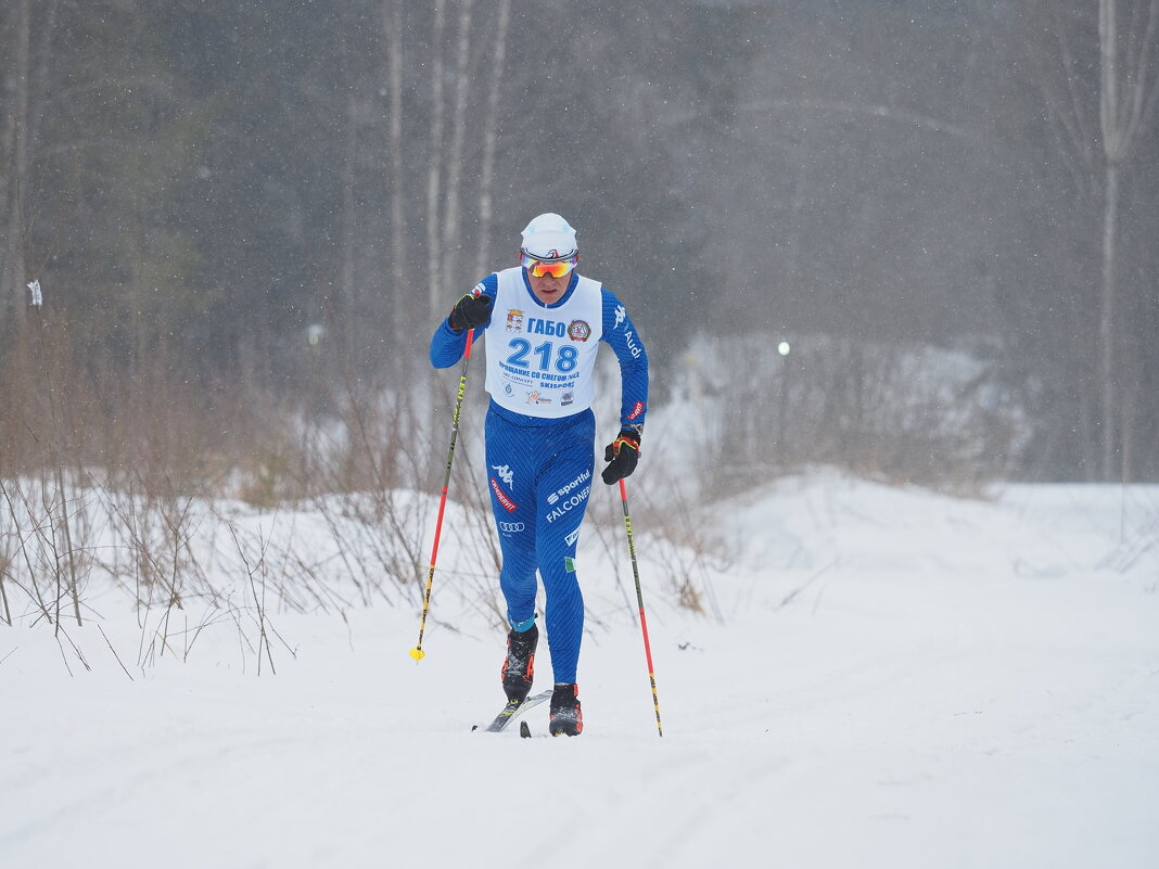 Про лыжные гонки (Классический марафон "Прощание со снегом" - Евгений Седов
