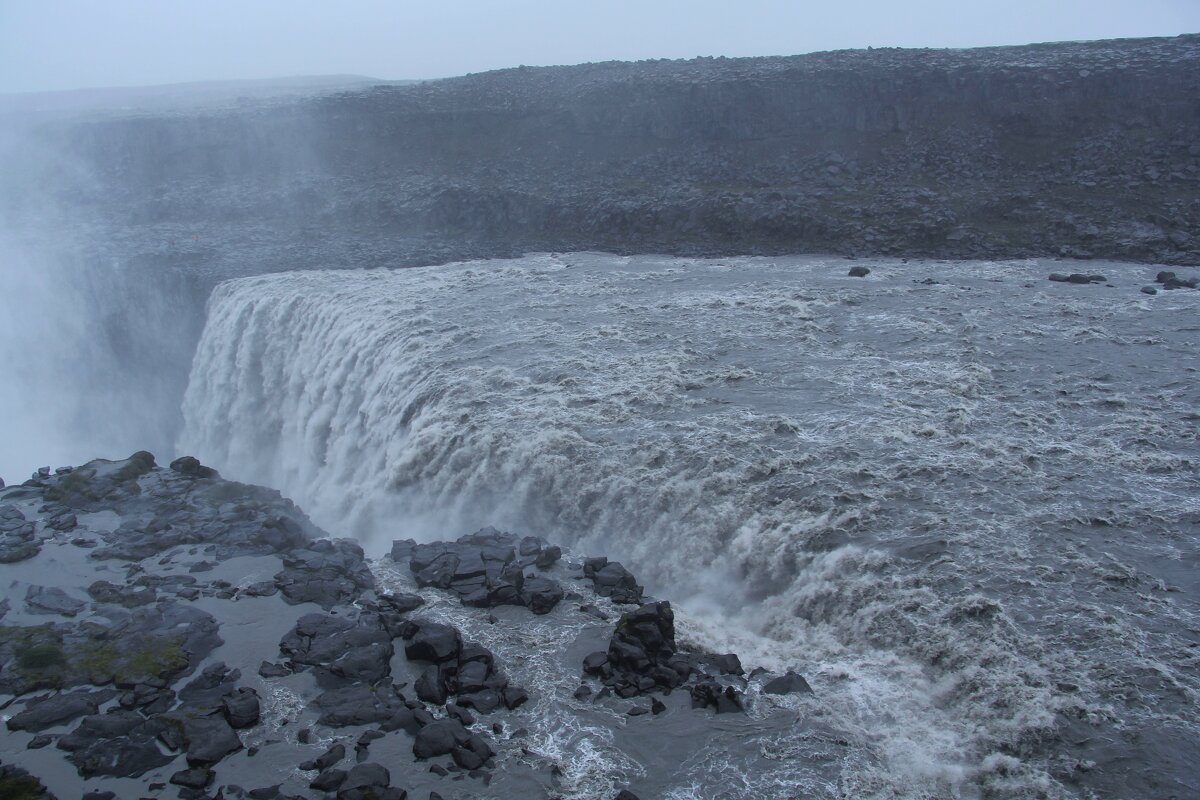 Водопад Деттифосс - самый мощный водопад в Европе. - unix (Илья Утропов)