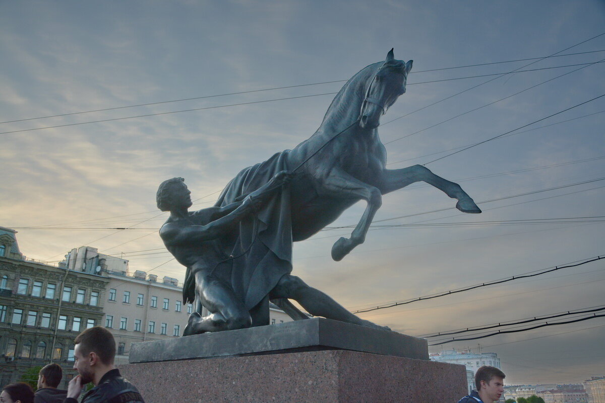 «Юноша, осаживающий коня»  Аничков мост - Анастасия Смирнова