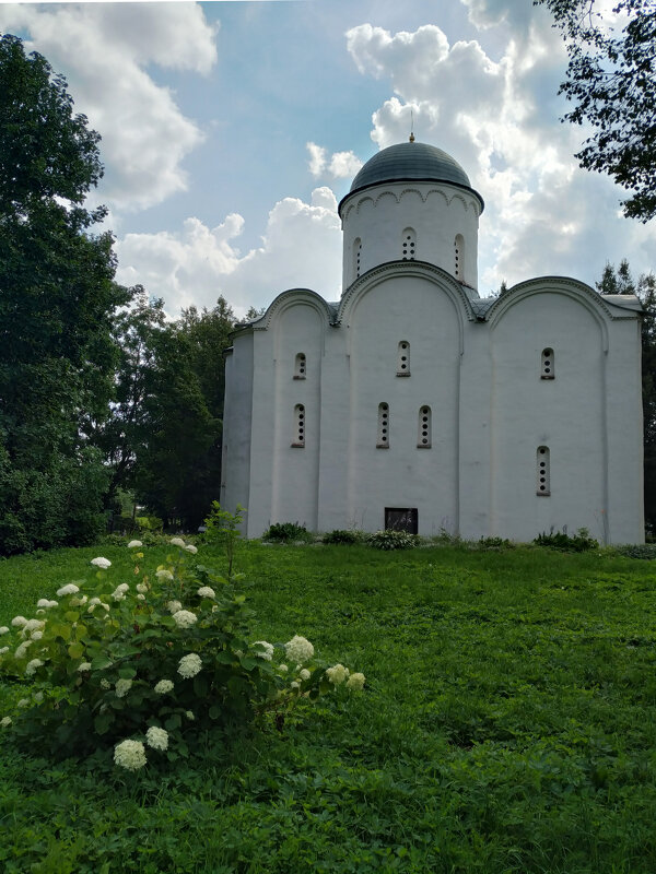 Церковь Успения Пресвятой Богородицы Свято-Успенского монастыря. Старая Ладога..... - Наталия Павлова