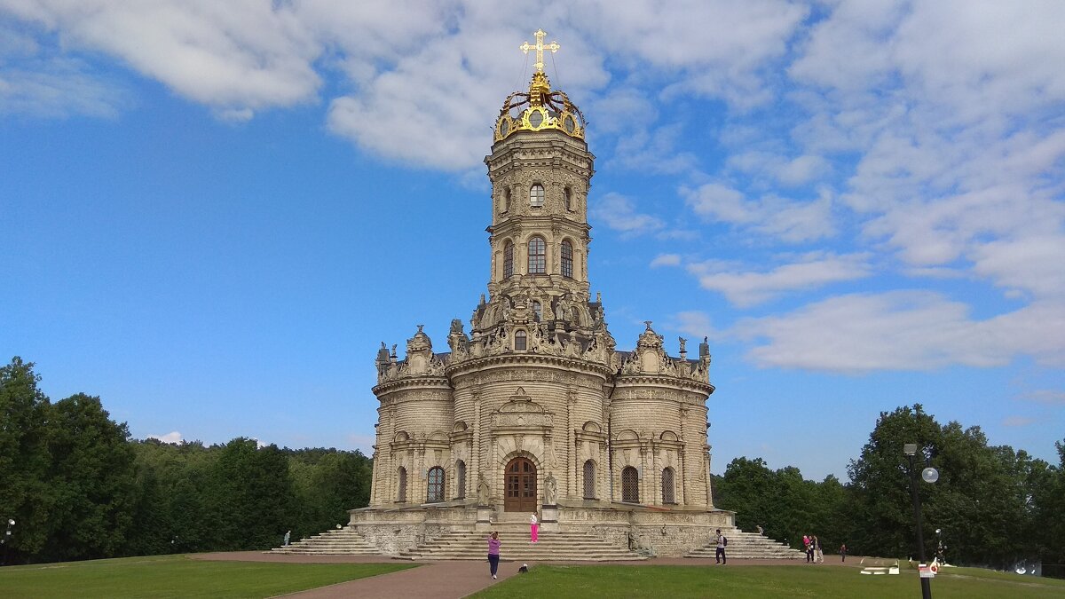 Церковь Знамения Пресвятой Богородицы - Елена 