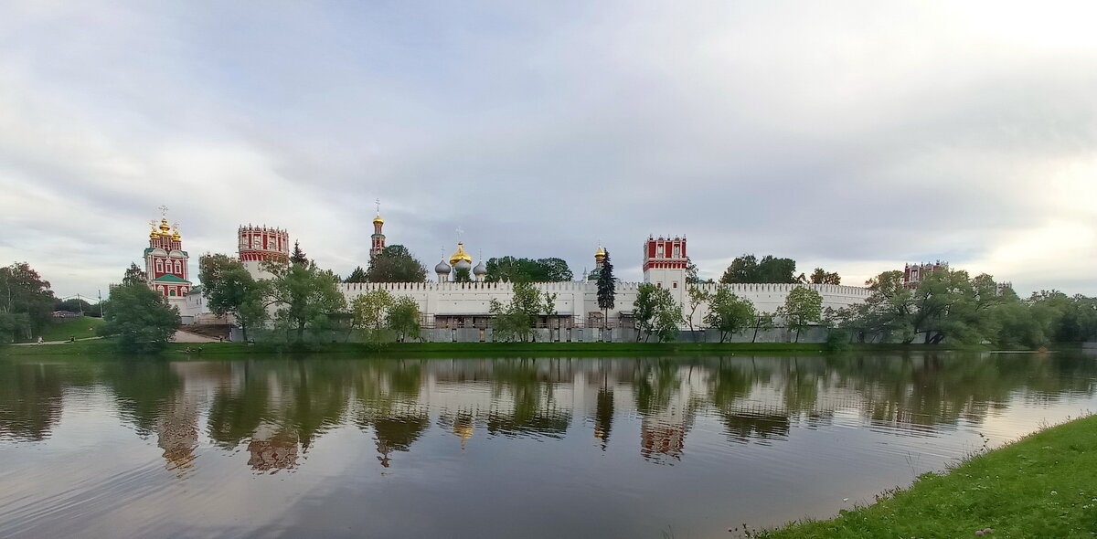 Огарята уплыли... - Александр Чеботарь