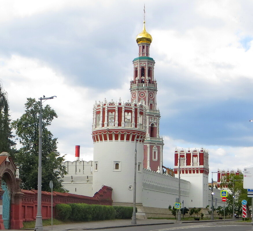 Новодевичий - Александр Чеботарь