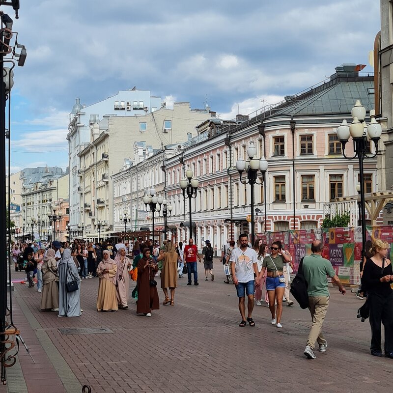 Лето в Москве. Арбат. - Татьяна Балашова-Бояринова