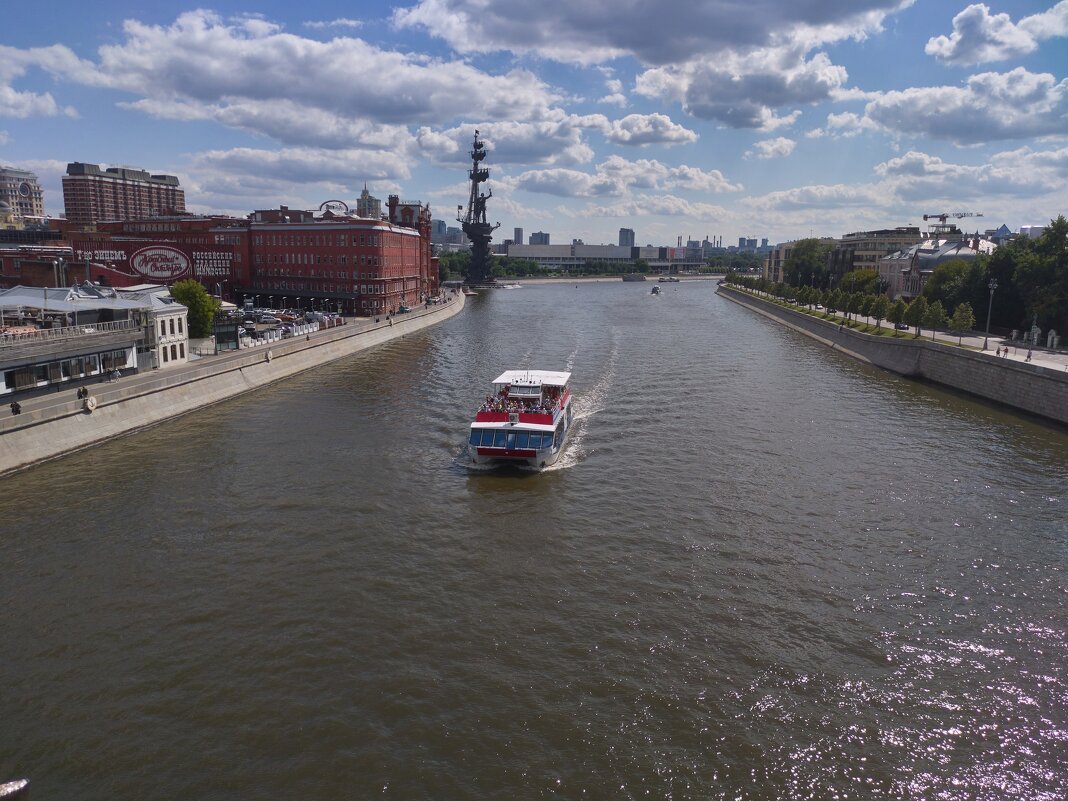 Москва Река. Вид с Патриаршего моста - Andrew 