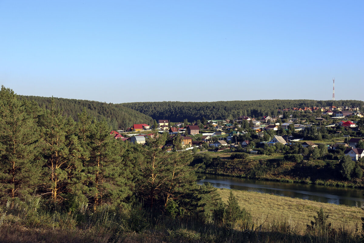 * - Александр Николаев