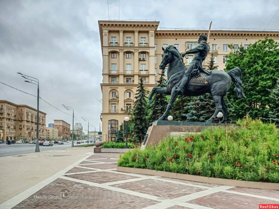 Памятник Багратиону на Кутузовском проспекте - Игорь Сарапулов