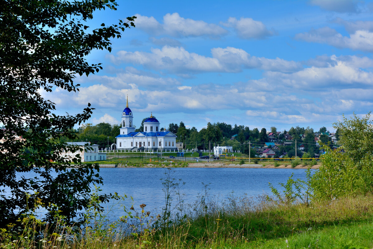 * - Александр Зуев