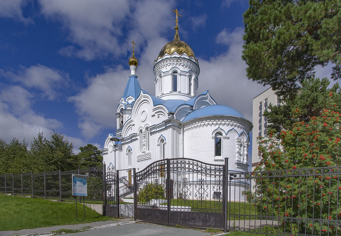 Храм во имя святых первоверховных апостолов Петра. - Михаил Измайлов