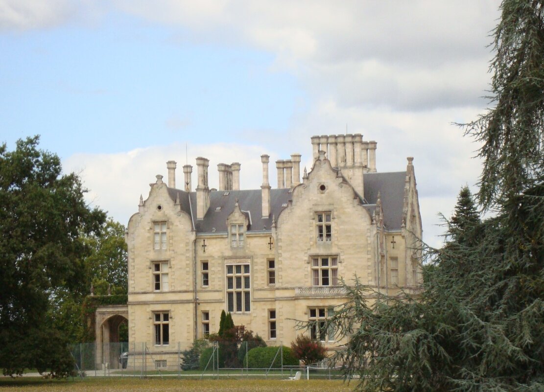 Château Lachesnaye Haut-Médoc - Olga 