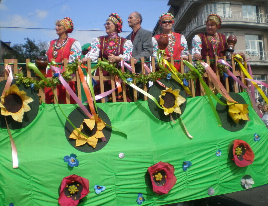 Мариуполю 235 лет - день города, мирное время - Татьяна Пальчикова