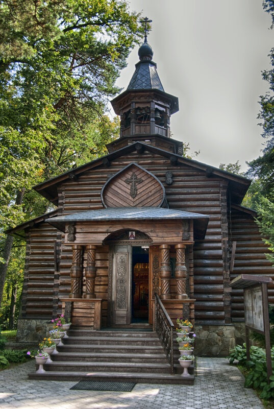 Церковь Успенния в с.Петрово-Дальнее - Юрий Яньков