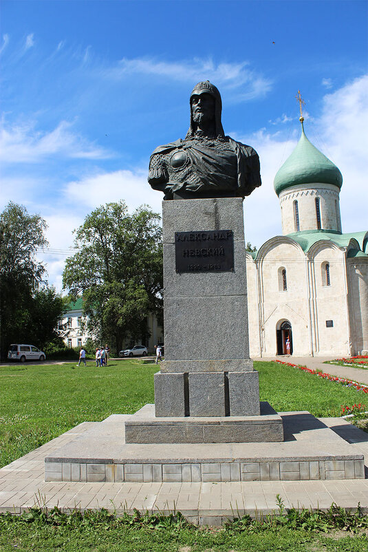 памятник Александру Невскому - Любовь ***