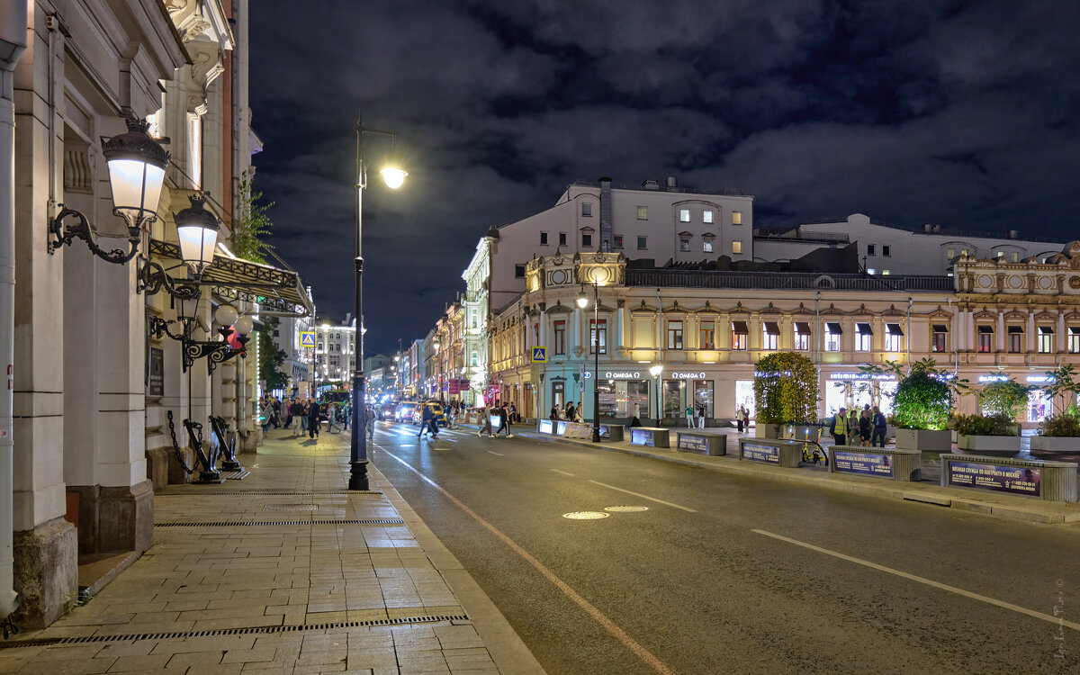 Москва, улица Петровка - Игорь Иванов