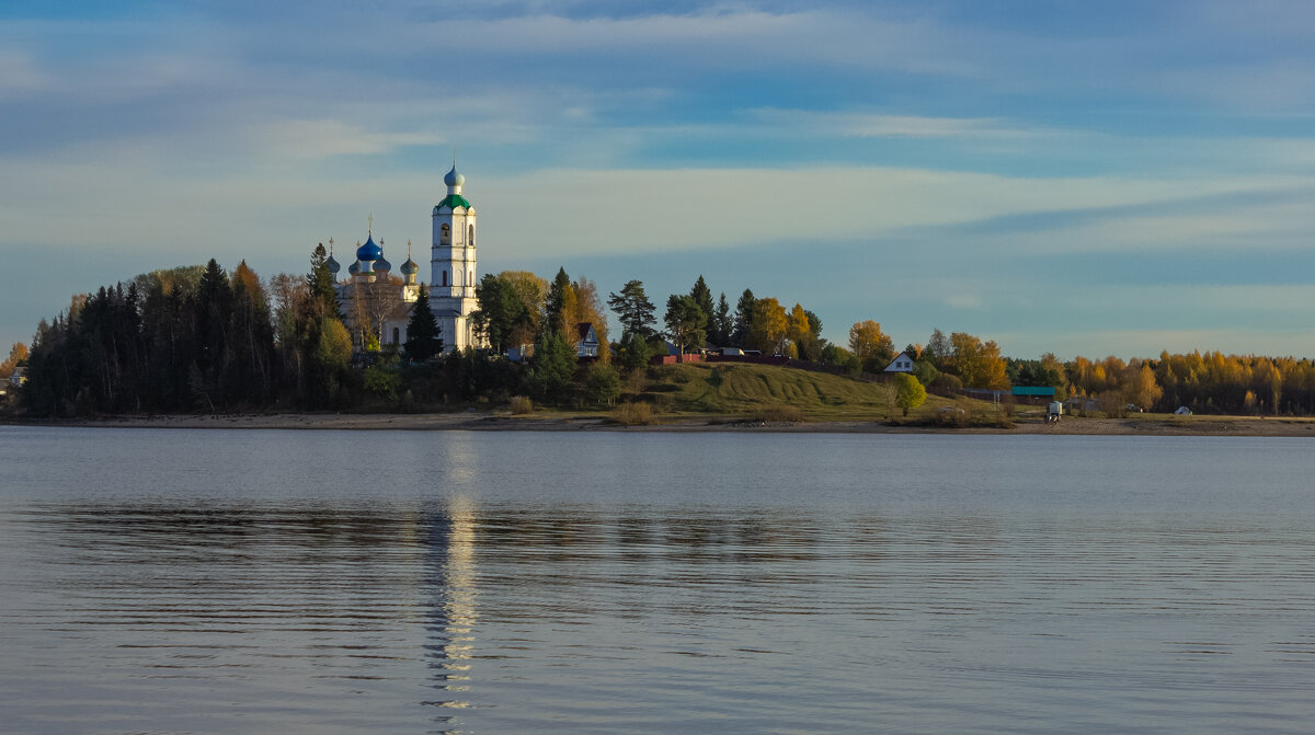 Church of Athanasius the Great on the bank of the Kubena River in October | 7 - Sergey Sonvar