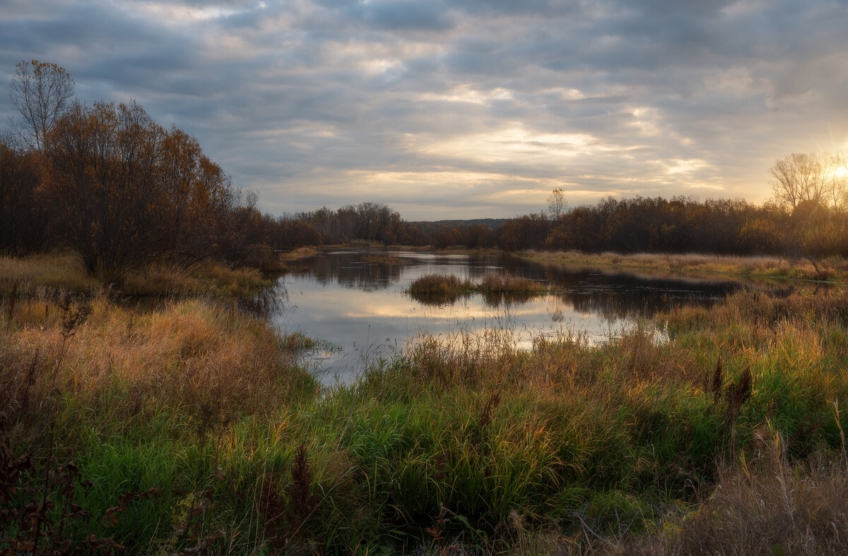 * - Александр Иванов