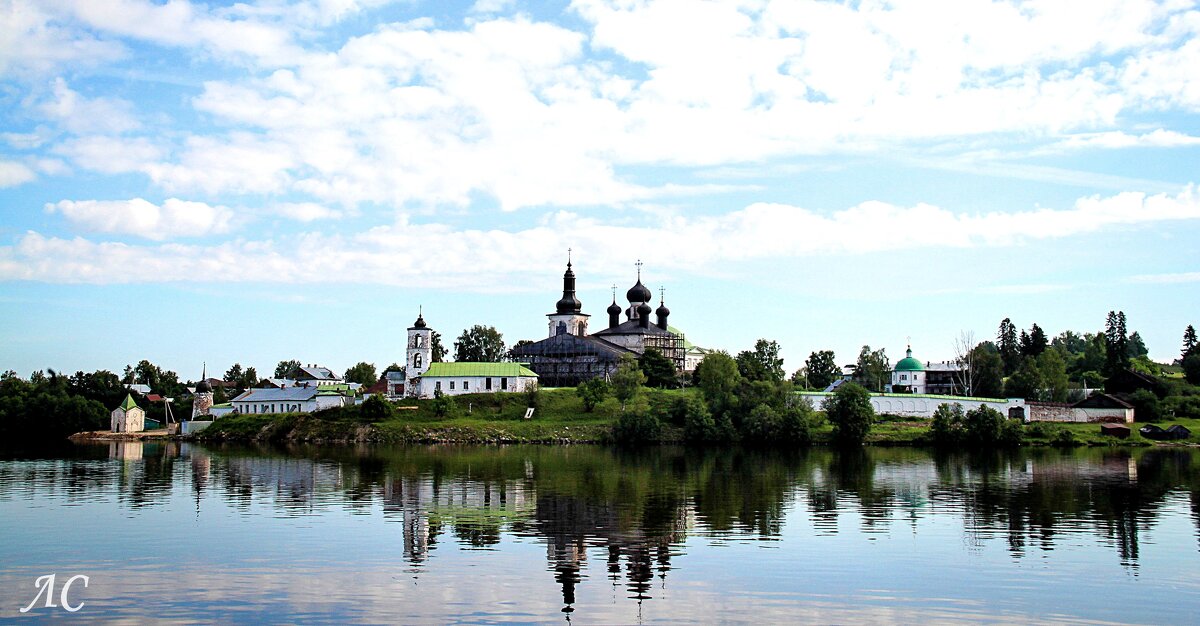 Кирилло-Белозерский мужской монастырь - Любовь Сахарова