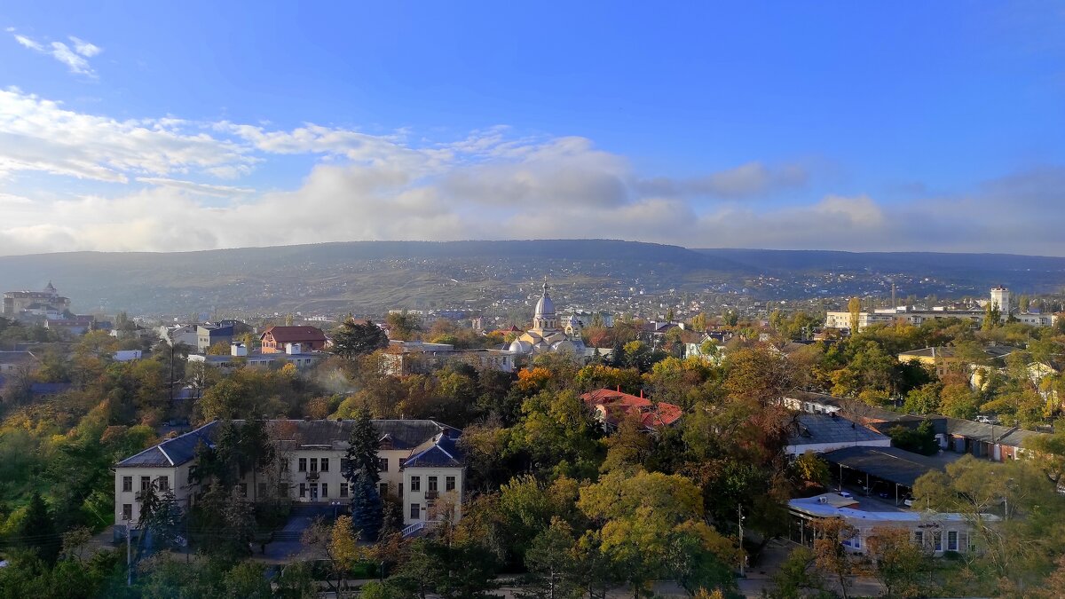 Панорама Феодосии в солнечный день - Татьяна Лютаева