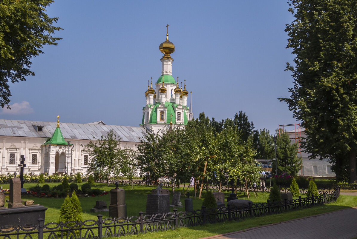 Церковь Спаса Нерукотворного с больничными палатами	начало XVIII века - Сергей Цветков