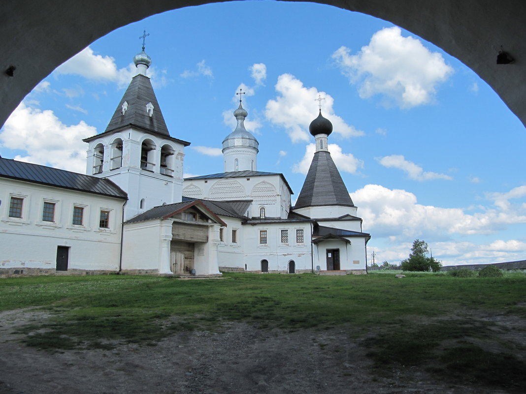 Вологда Кириллов Ферапонтово Белозерск книга